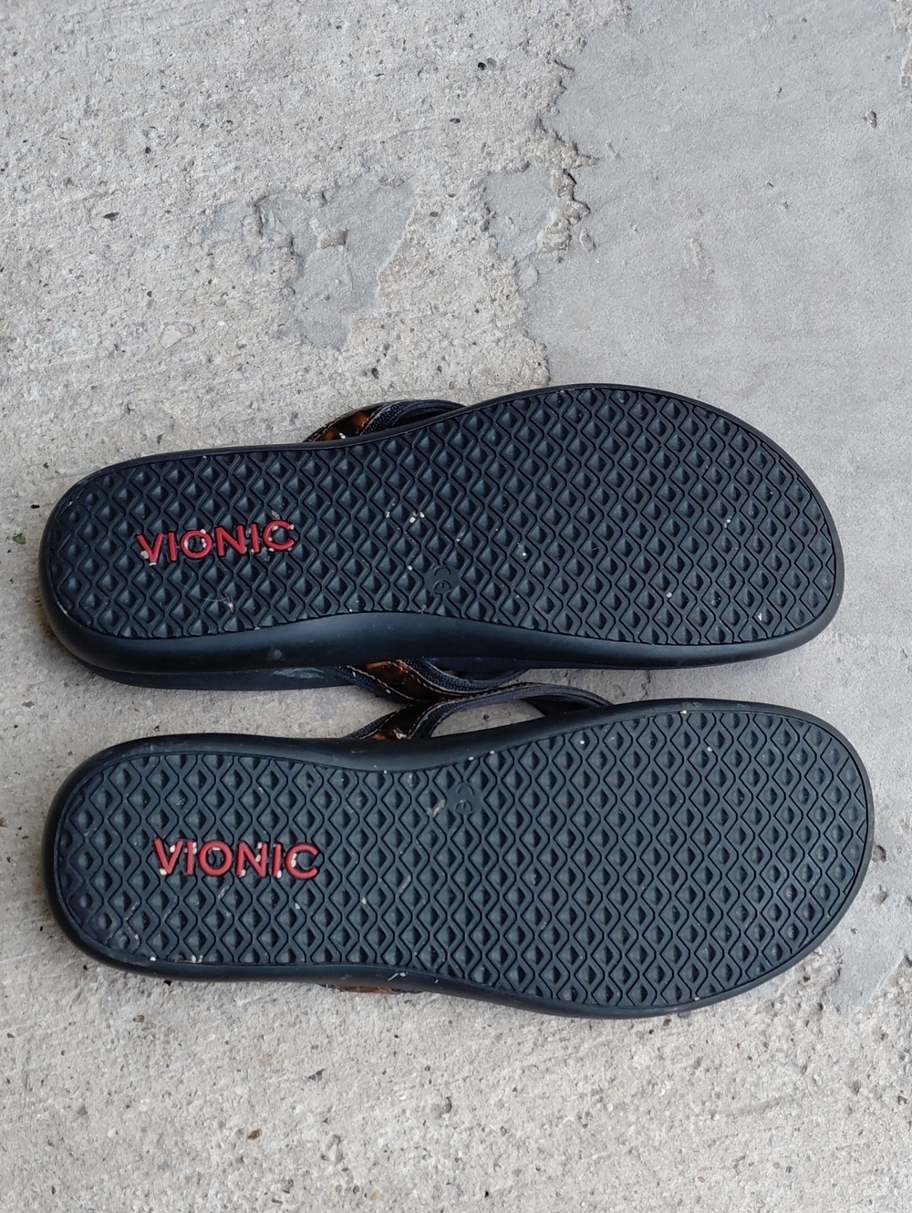 Vionic Sandals - Picture 2 of 5